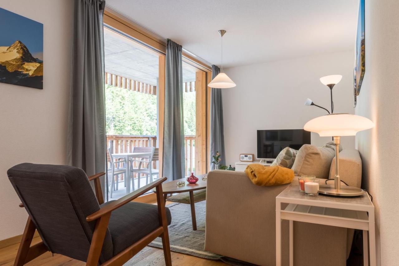 Montela Apartments - Haus D Saas-Grund Zewnętrze zdjęcie