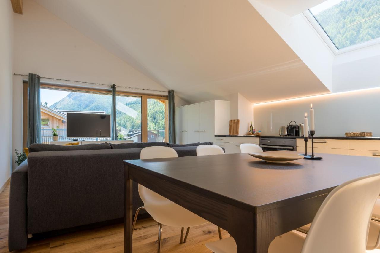Montela Apartments - Haus D Saas-Grund Zewnętrze zdjęcie