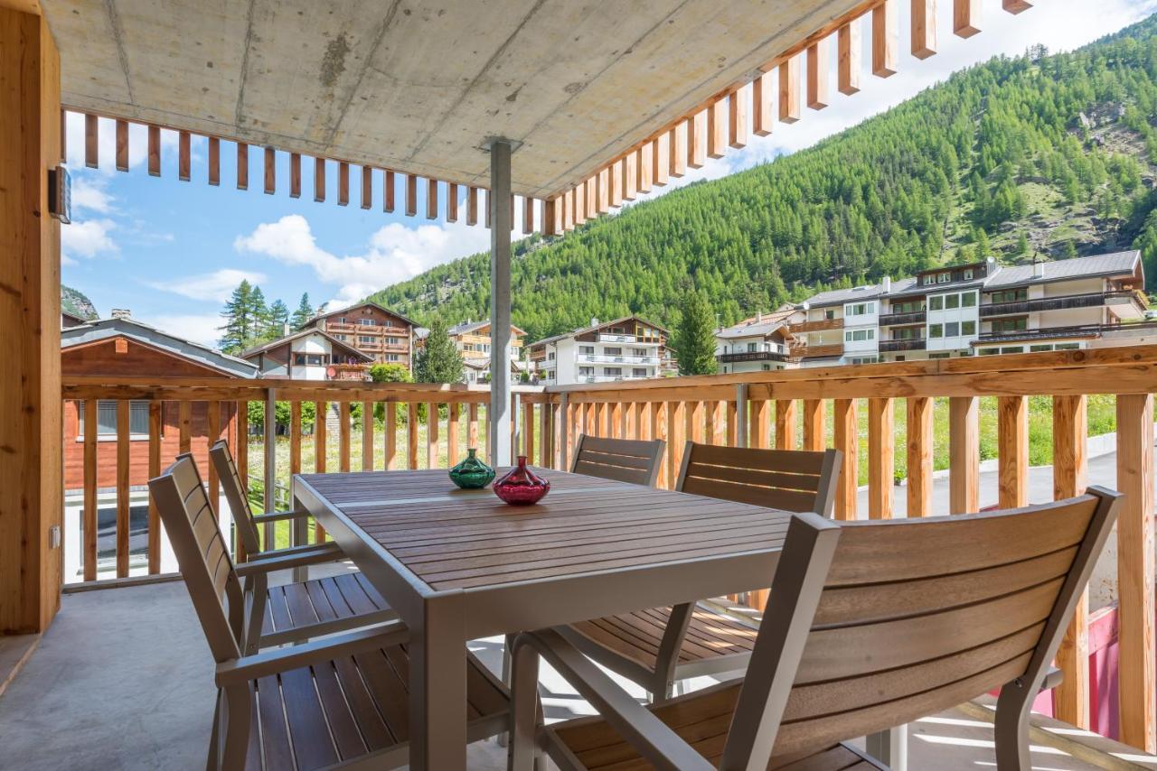 Montela Apartments - Haus D Saas-Grund Zewnętrze zdjęcie
